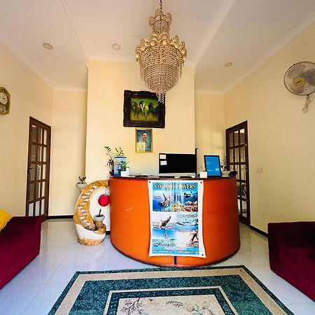 Aa Inn Trincomalee Bagian luar foto