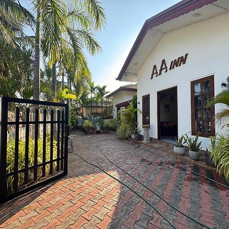 Aa Inn Trincomalee Bagian luar foto