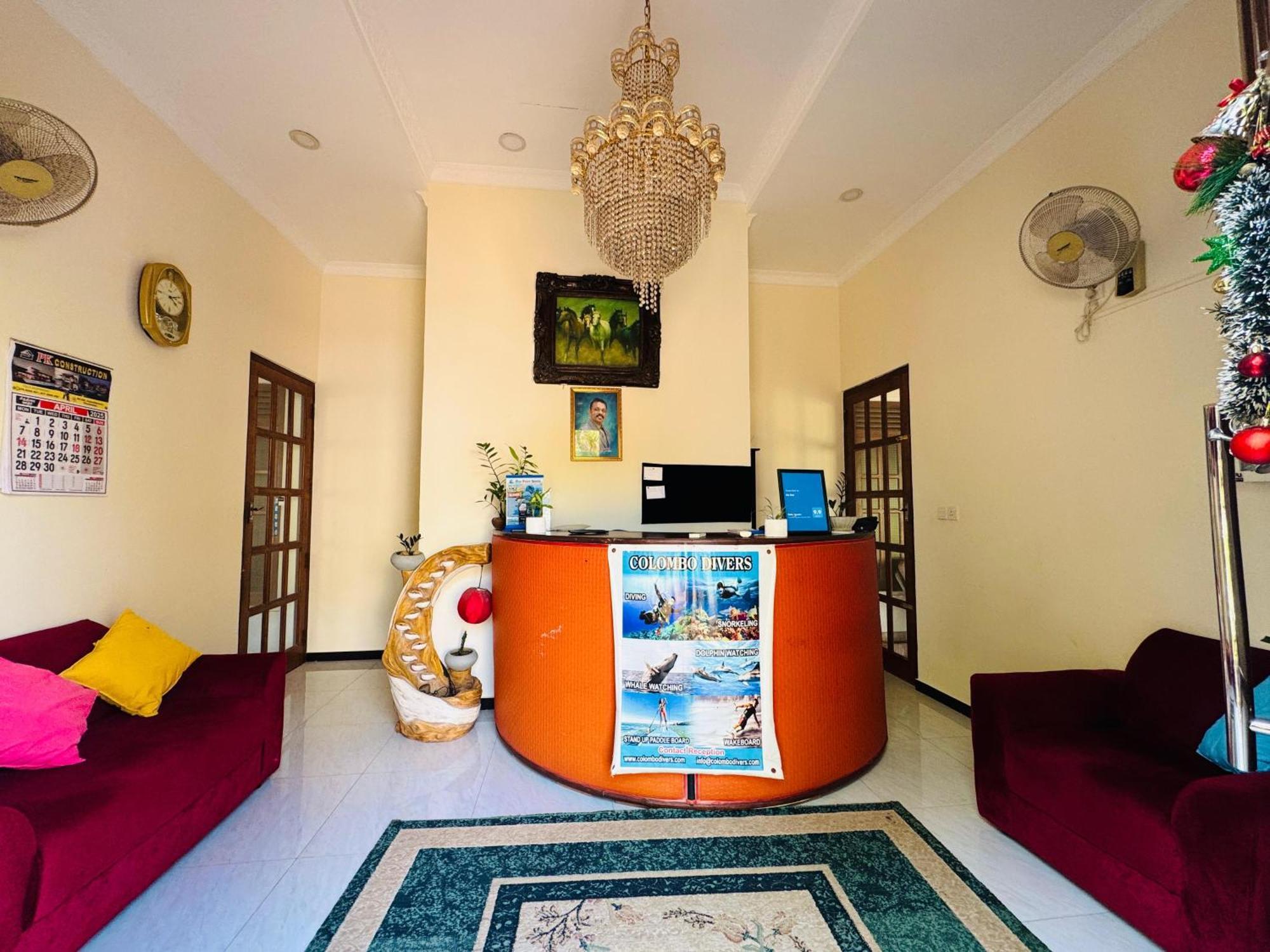 Aa Inn Trincomalee Bagian luar foto