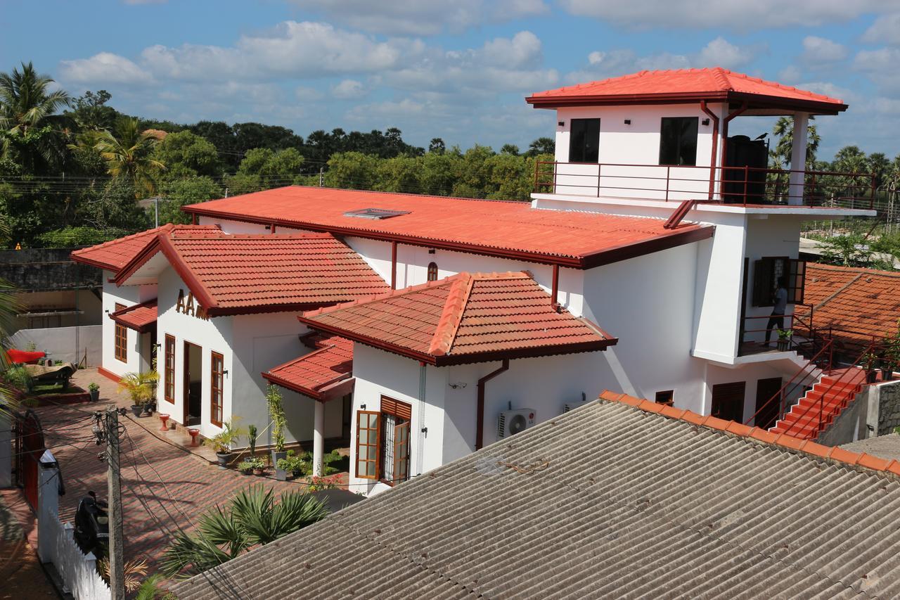 Aa Inn Trincomalee Bagian luar foto