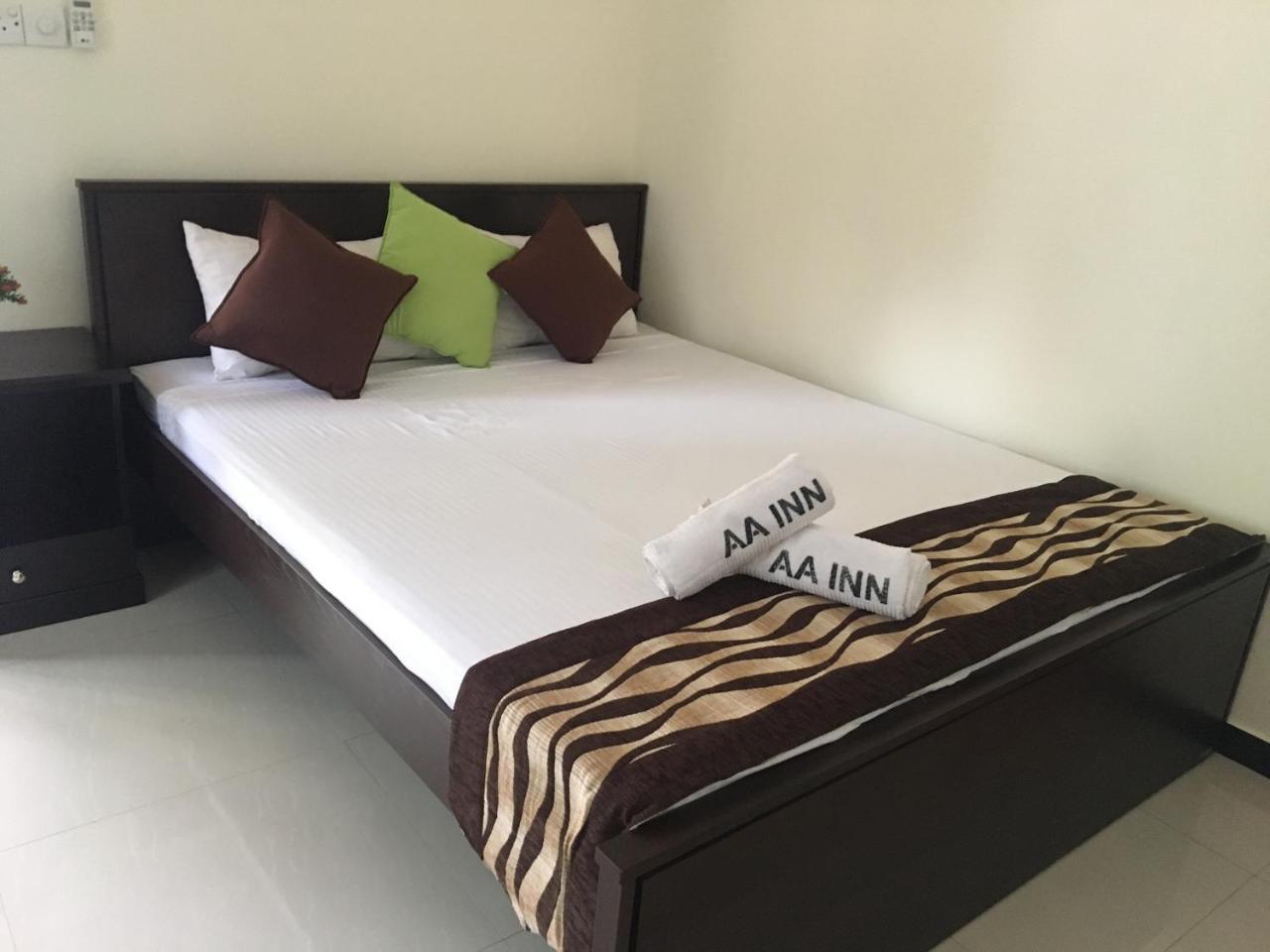 Aa Inn Trincomalee Bagian luar foto