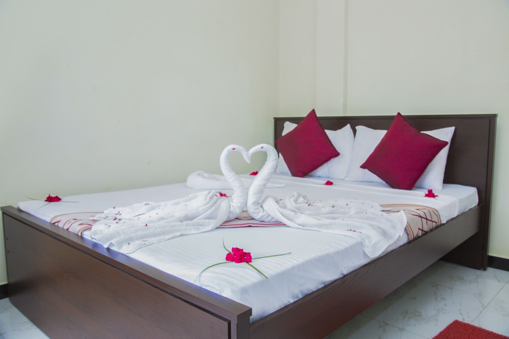 Aa Inn Trincomalee Bagian luar foto